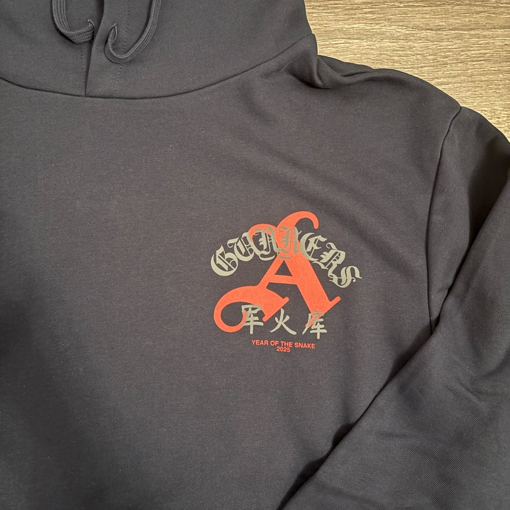 Arsenal Sweatshirt - Picture 4 of 9